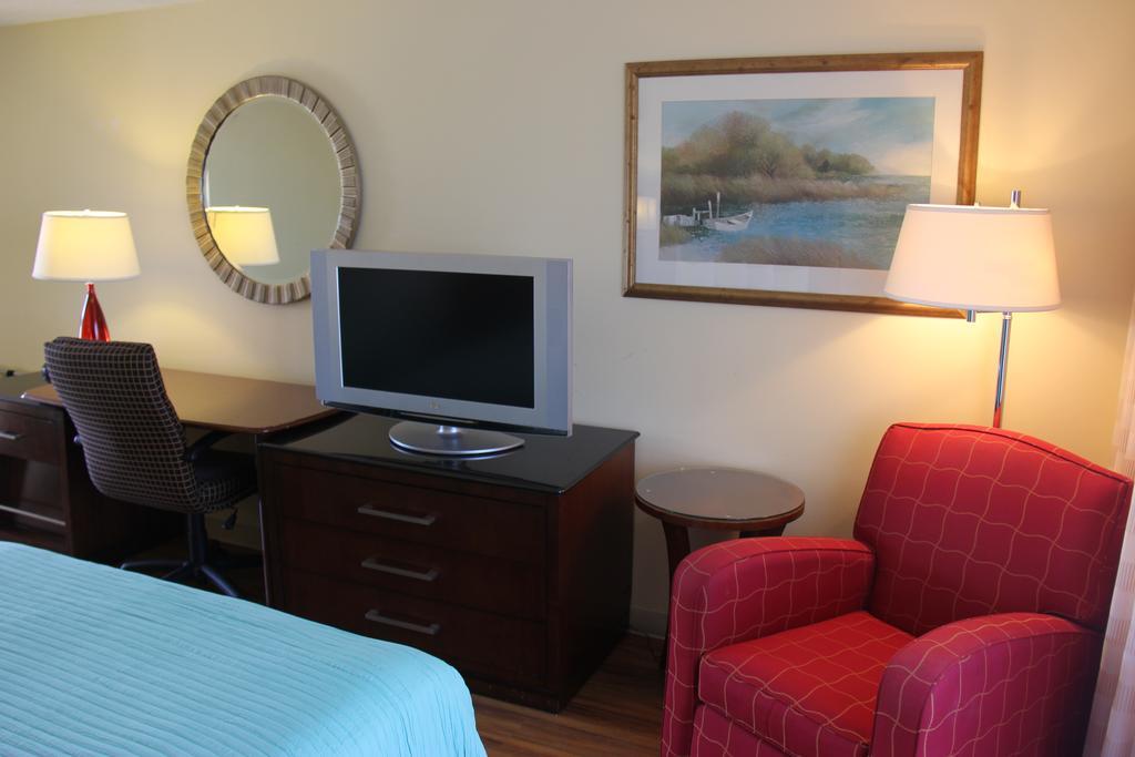 Seaside Inn & Suites Фенвик Айлънд Екстериор снимка